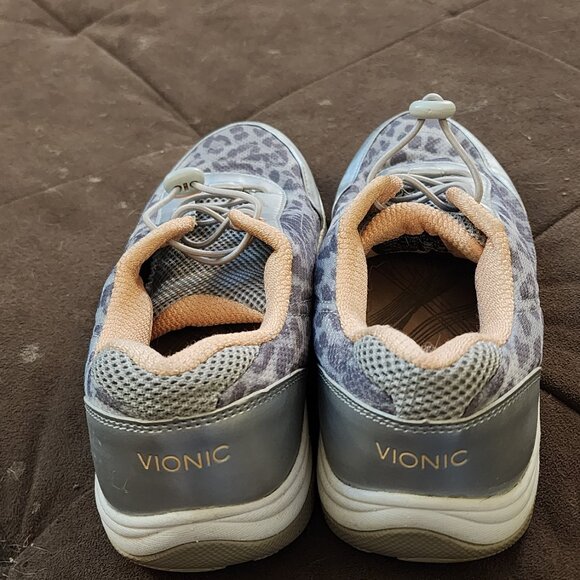 Vionic 335 Neptune 9003 Sneakers - Grey Leopard Print - Women's Size 10 - Picture 2 of 6